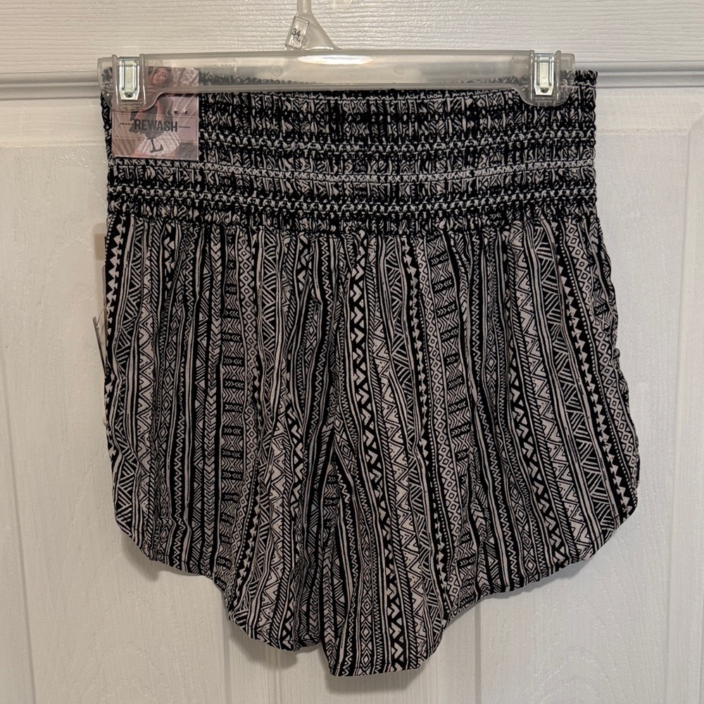 NWT Rewash brand shorts